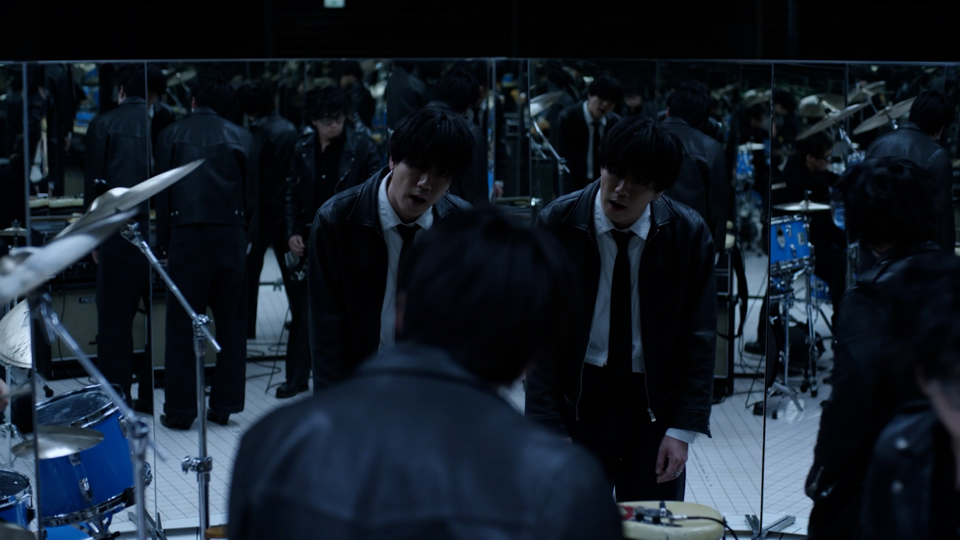 "HYS" Music Video YouTube Premiere (Feb 4, PM9:00, JST)