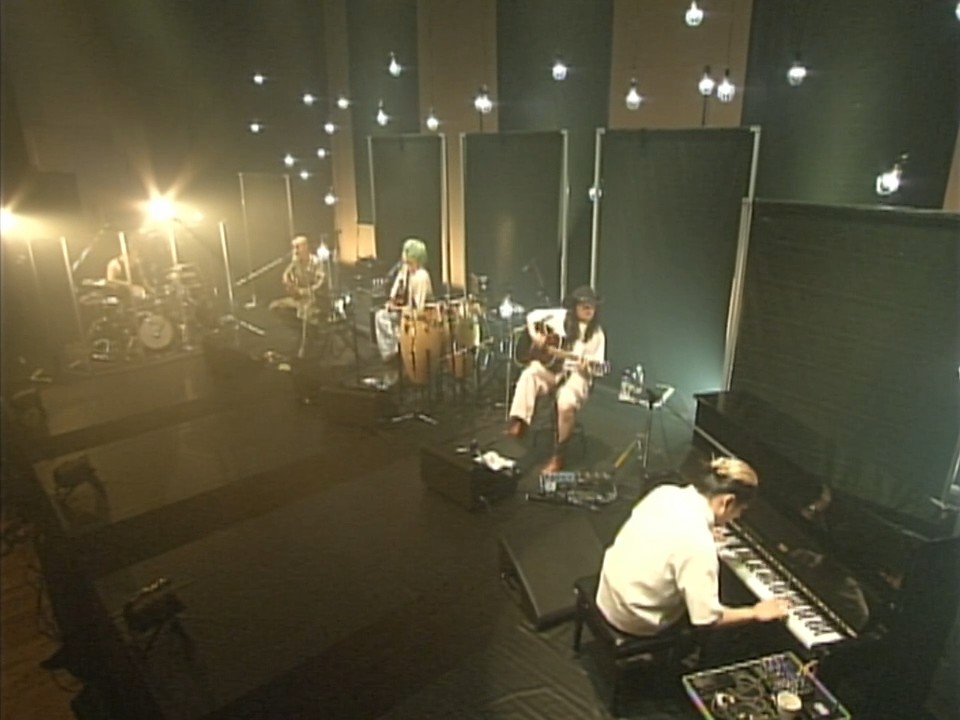 Kroi Acoustic Live 2025から「Never Ending Story」のライブ映像を公開！