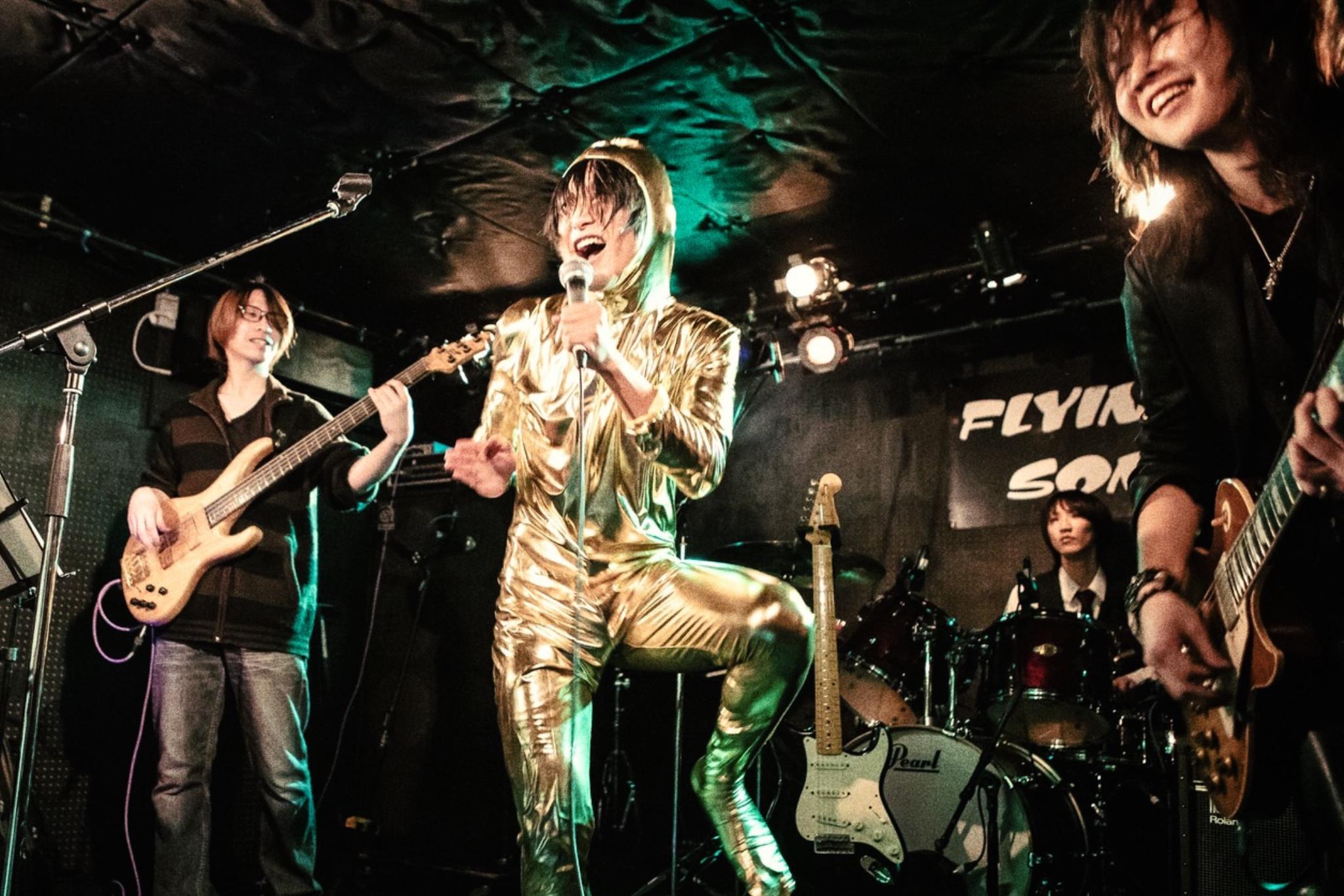 新しいアーティストフォトを公開！